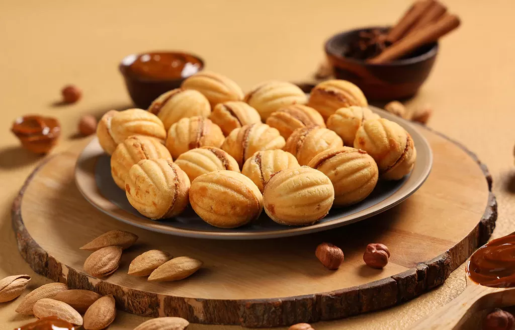 nuts with condensed milk